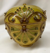 Load image into Gallery viewer, Cleopatra Vintage Silver Purse