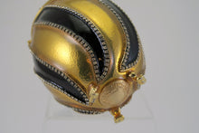 Load image into Gallery viewer, Duchess II Minaudiére