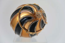 Load image into Gallery viewer, Duchess II Minaudiére