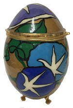 Load image into Gallery viewer, Morning Glory Vintage Egg Purse